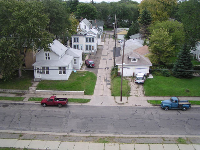 P9240115fightalley